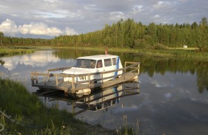 Transit-sauna tarjoaa löylyt matkailumaatilalla.