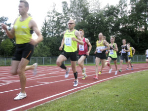 Miesten 3000 metrille osallistui kahdeksan juoksijaa.