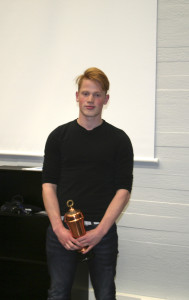 Joonas Pietikäinen palkittiin edustusjoukkueen taistelijana sekä kakkosjoukkueen parhaana pelaajana.