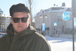 Osa Jukka Salmisen kappaleista linkittyy nuoruuden Toijalaan, ja mies katseli täältä myös taloa perheelleen. Tie vei kuitenkin Tampereelle.