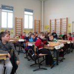 Sontulan koulun liikuntasali  muuttui 37 oppilaan luokkahuoneeksi