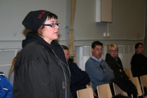 Vuonna 2013 Susanna Saxberg osallistui Keskustan koulun tulevaisuutta koskeneeseen keskustelutilaisuuteen. Nyt hän haluaa tietää, millä perusteella purkukuntoinen Hakalehto ei ole enää purkukuntoinen.