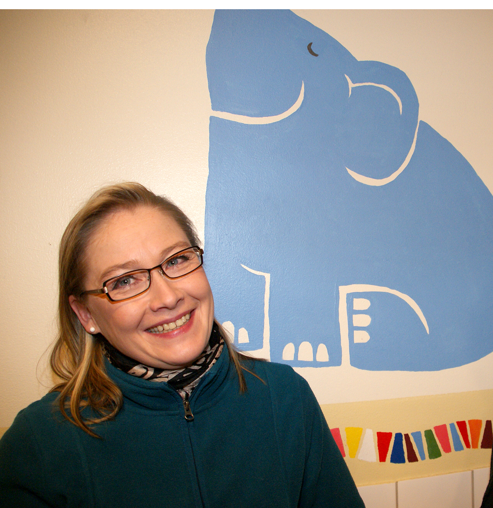 Pamela Pilvinen oli mukana tekemässä Rasin koulun 100-vuotisjuhlan kunniaksi tilattua taidetta. 