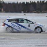 Toni Lähteenmäki ajoi jääradalla Suomen mestariksi