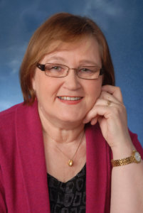 Kirjailija ja teologi Anna-Liisa Valtavaara on kirjoittanut kirjoja kiltteydestä.