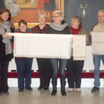 Kylmäkosken kirkko sai lahjoituksena pellavaisia pöytäliinoja