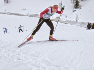Klaara Leponiemi kilpailee sekä hiihdossa että juoksussa. Arkistokuva: Jarkko Leponiemi.