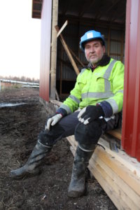 Jaakko Väisäsellä on parhaillaan työn alla  varastorakennus ja kuivurin laajennus Kylmäkoskella. 