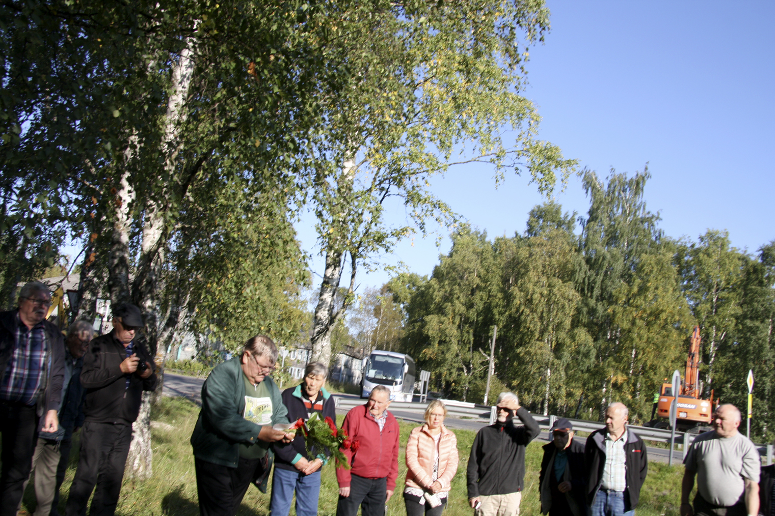 Akaalaiset vierailivat Poventsan taistelujen muistopaadella