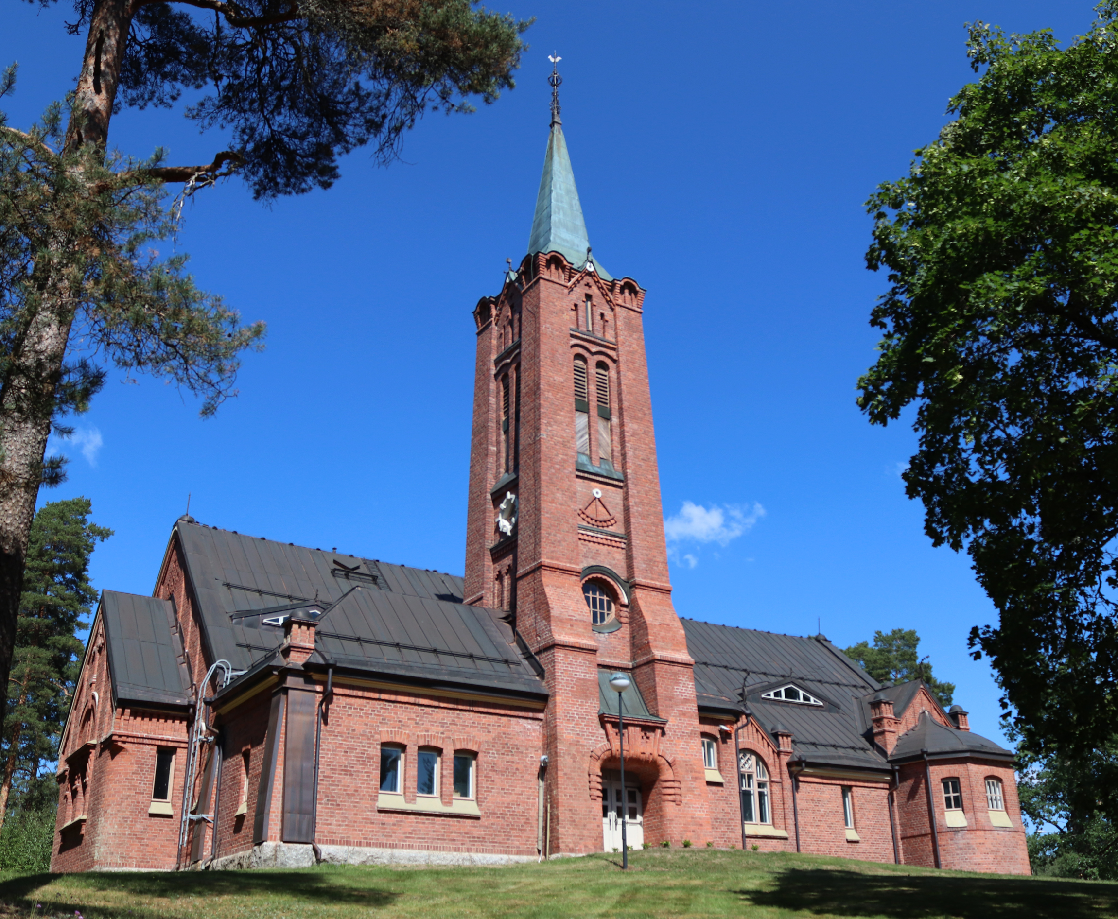 Kylmäkosken tiekirkkoon etsitään päivystäjiä