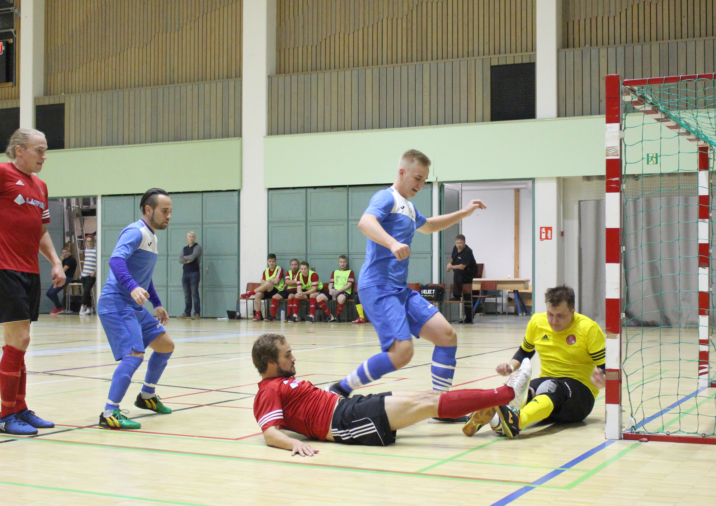 Leijona Futsal voitti harjoituspelin kotisalissa