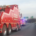 Turverekka pysähtyi palavana keskelle moottoritietä Akaassa – katso poikkeuksellinen kuvasarja onnettomuuspaikalta