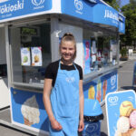 Tötterötypyt pyörittää jälleen Toijalan torin jäätelökioskia – Amanda Aaltonen pääsi tutustumaan yrittäjyyteen jo 13-vuotiaana