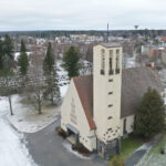 Viialan kirkolla vietetään Suomalaista messua