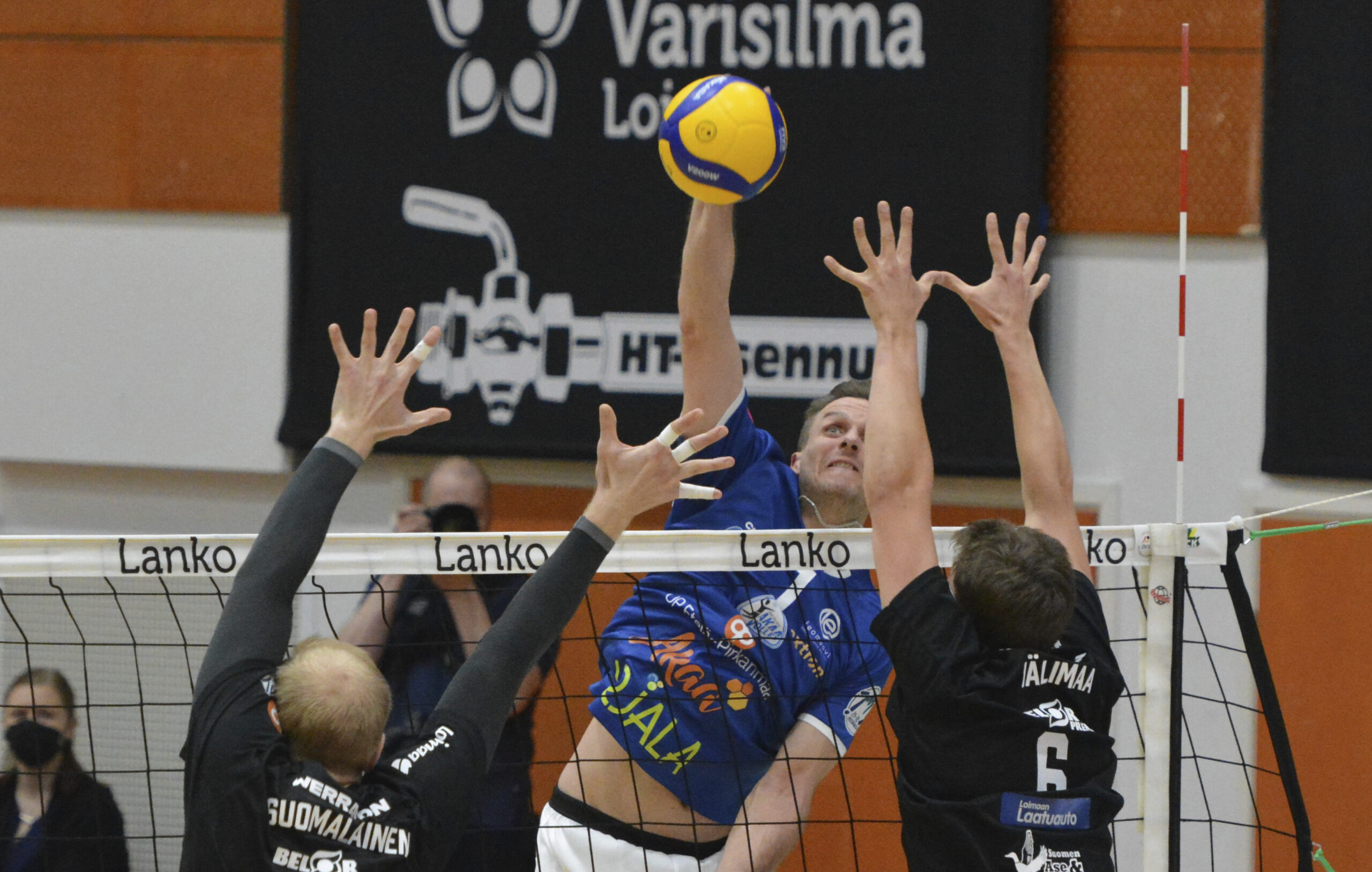 Akaa-Volley kohtaa Hurrikaani Loimaan juhlaottelussaan