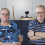 Helpompaa asumista kaivanneet Paula ja Risto Sutinen löysivät uuden kodin tornitalon kuudennesta kerroksesta –  Omakotitalolle löytyi ostaja sisäpiiristä
