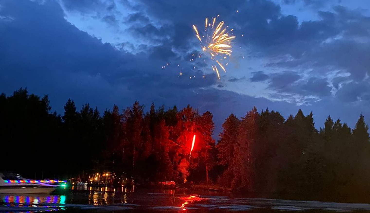 Kiitos Viialan Hopea-ankkurille venetsialaisillasta