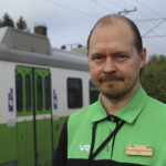 Monitoimiyrittäjä Jyri Vesterisestä tuli konduktööri – Kaikkea tekemistä yhdistää yksi asia