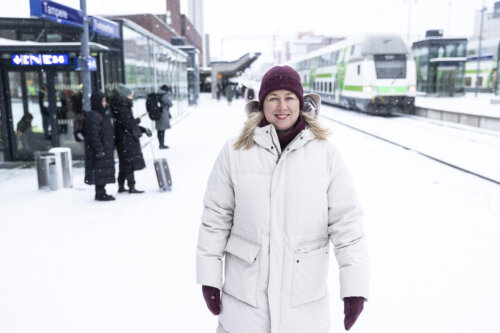 SDP:n presidenttiehdokas Jutta Urpilainen sanoo, että Suomelle ilmastonmuutoksen torjuminen avaa isoja mahdollisuuksia. (Kuva: Rami Marjamäki)