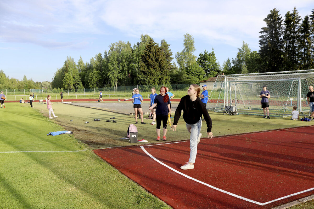 Akaaseen perustetaan seuraparlamentti – Tästä on kyse