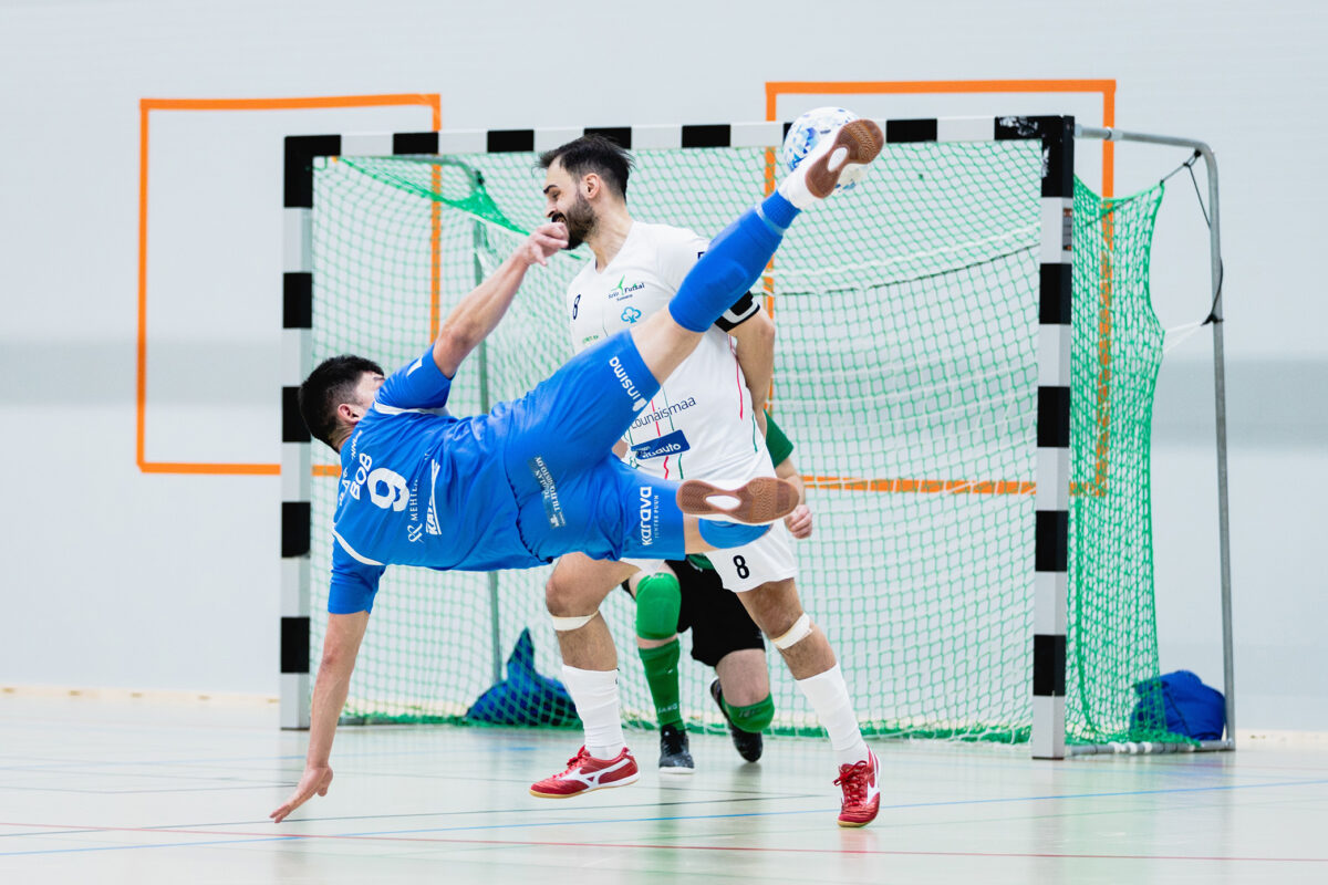 Akaa Futsalilla voitokas viikonloppu – Finaalipaikka katkolla ensi lauantaina kotihallissa