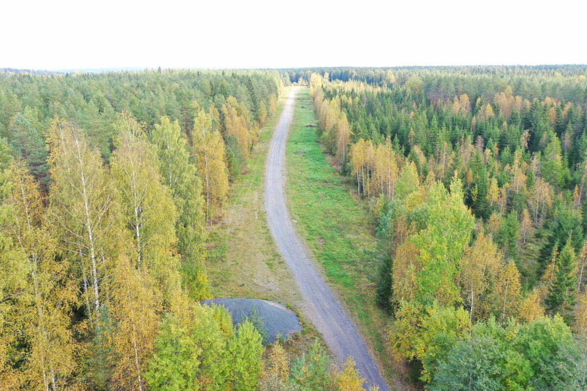 Arolan kartanon lentokentällä oli aktiivista lentotoimintaa 1960-luvulta alkaen – Toiminta hiljeni kun metsien lannoituslennot loppuivat