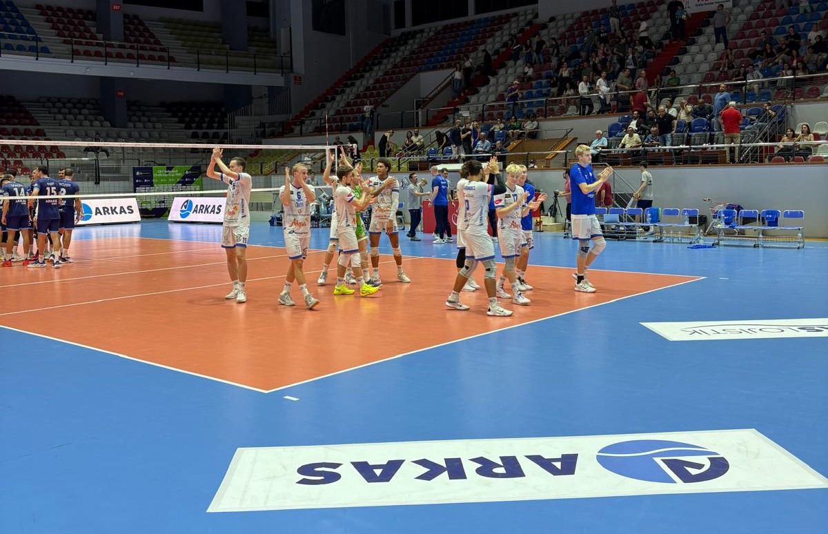 Akaa-Volley voitti kovan turkkilaisjoukkueen vieraissa